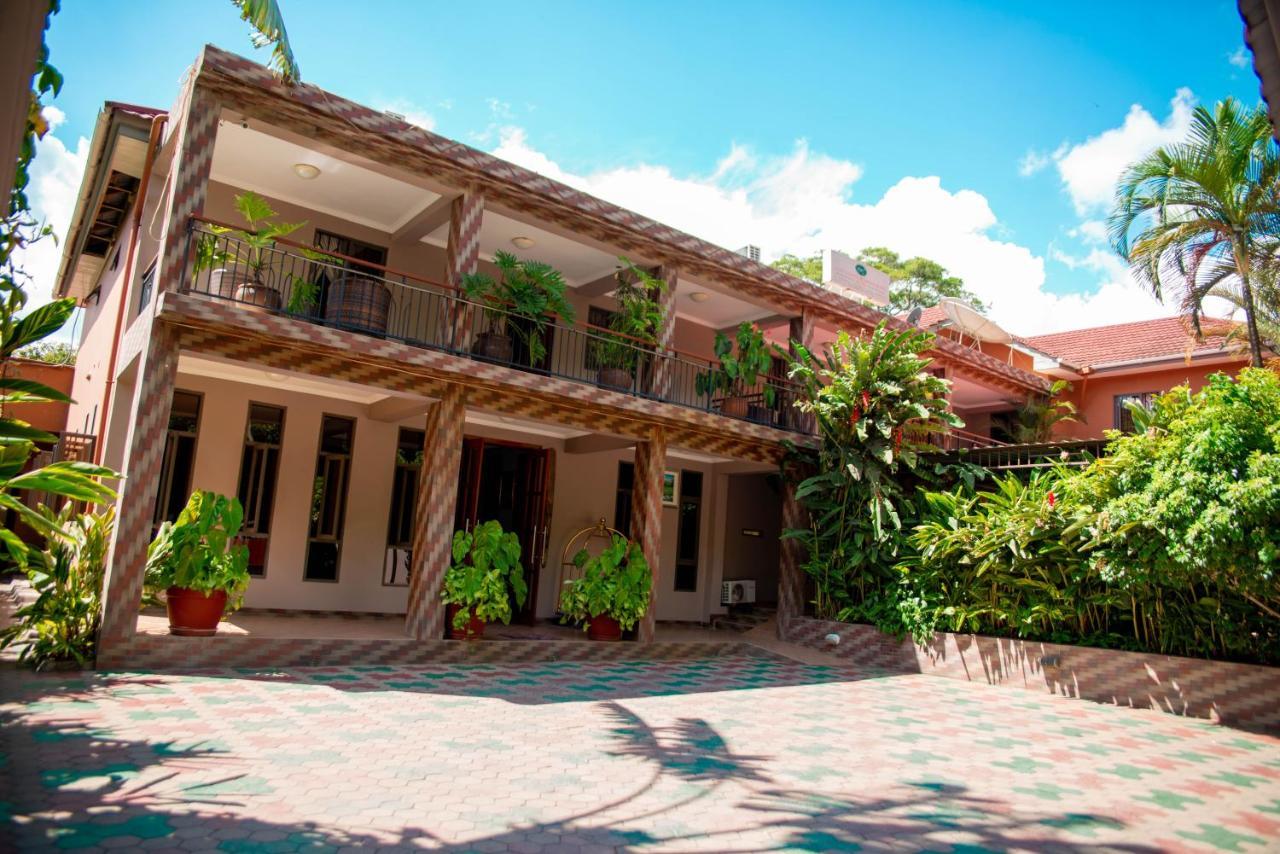 Lush Garden Business Hotel Arusha Exterior foto